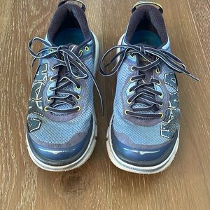 Hoka bodi 4 women size 7.5